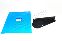 Mudflap Bracket Rear RH 90 (Britpart) MUC3986